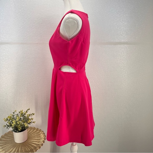 NWT Sweet and Cute Sleeveless Racerback Flared Swing A-Line Waist Hollow Out M - Picture 8 of 17